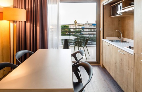 Plaine de la Brague Apartment | Résidence Thalazur Antibes by Interhome