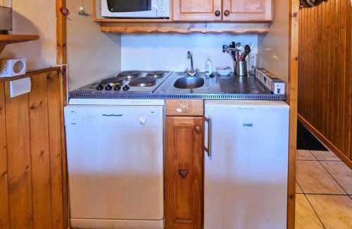 Les Menuires Apartment | Résidence Villaret - Grand studio 4 personnes aux pieds des pistes, vue montagne. MAE-8891