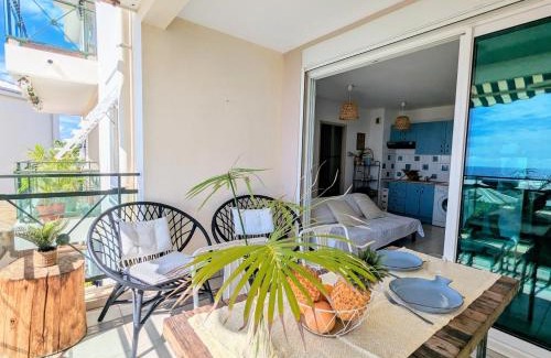 Carosse Apartment | Rêve d'océan - Piscine et vue mer imprenable