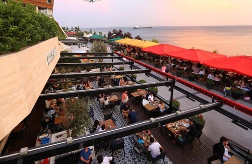Bakırkoy House | R 1821 Crowne Plaza Istanbul Florya