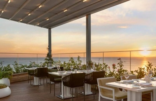 Bakırkoy House | R 1821 Crowne Plaza Istanbul Florya