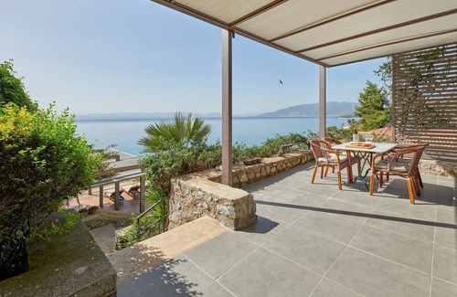 Kitries Villa | R 3038 Villa Everly WITH Garden View, Sea view & Soundproof Windows.