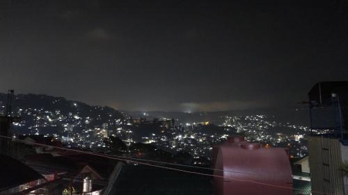 Baguio Apartment | R and W Transient House in Baguio