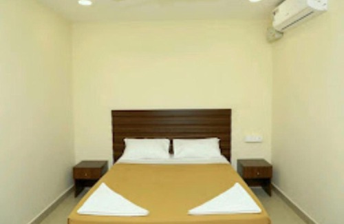 Vikarabad Hotel | R Banquets Ac Rooms, Vikarabad