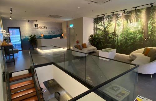 Tanjung Aru Hotel | R Hotel Aeropod