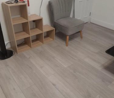 Hillingdon Apartment | R J 2 bedroom apartment