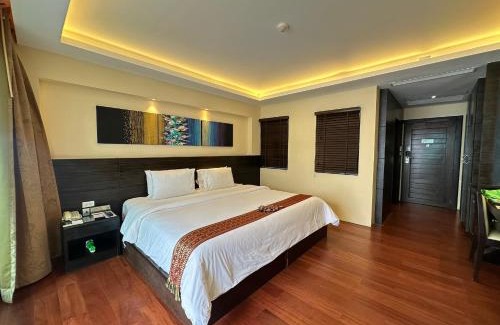 Patong Hotel | R-Mar Resort and Spa Patong, Phuket