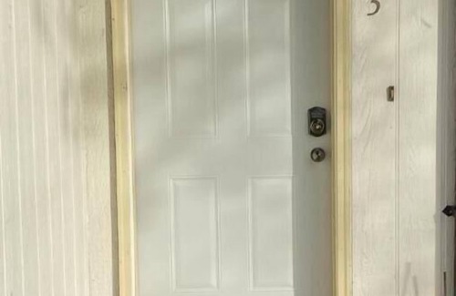 Sioux Falls Apartment | R Place - Peaceful and quiet apartment! nEasy access to all surrounding area.