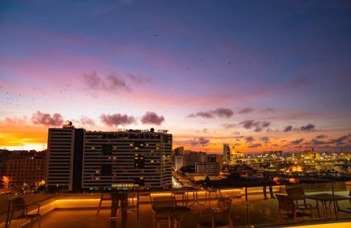 Belvedere Apartment | R104- Luxurious Penthouse with Incredible Sea View