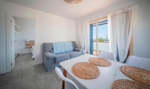 Comarruga Apartment | R155 - Apartamento Frente al Mar en Coma-Ruga 2