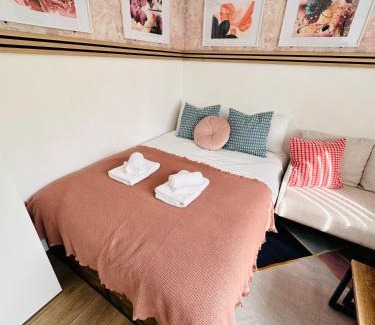 Selly Oak House | R4 - Newly Renovated Private Room with own kitchenette in a shared house - Selly Oak Birmingham