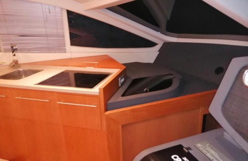 Vigo Boat Rental | R54 Premium Yacht
