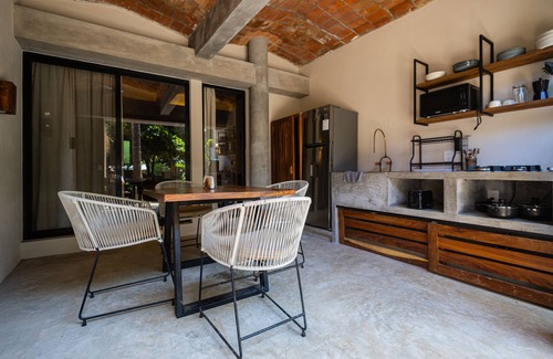 Brisas de Zicatela Hotel | Raíz Hotel Boutique