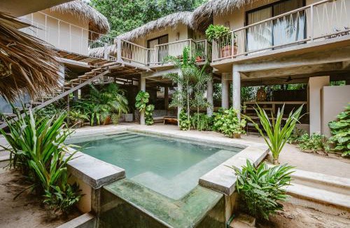 Brisas de Zicatela Hotel | Raíz Hotel Boutique