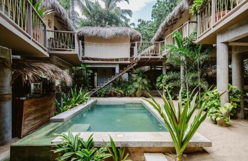 Brisas de Zicatela Hotel | Raíz Hotel Boutique