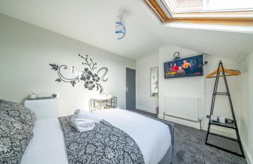 Leeds House | *RA246* For your most relaxed & Cosy stay + Free Parking + Free Fast WiFi *