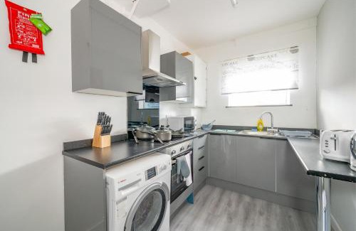 Leeds House | *RA246* For your most relaxed & Cosy stay + Free Parking + Free Fast WiFi *