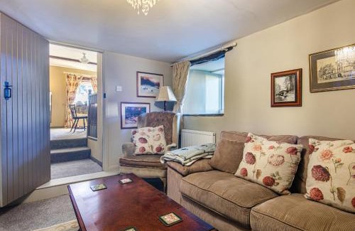 Bakewell House | Rabbit Hut