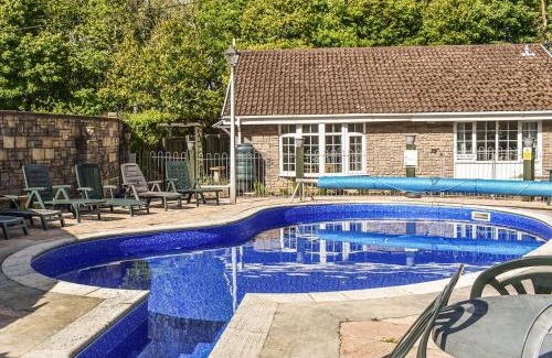 Looe House | Rabbits Warren