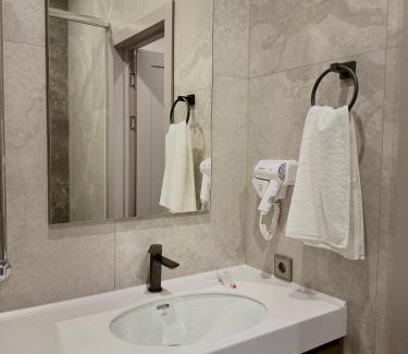 Almaty Hotel | Radamis Hotel & Restaurant