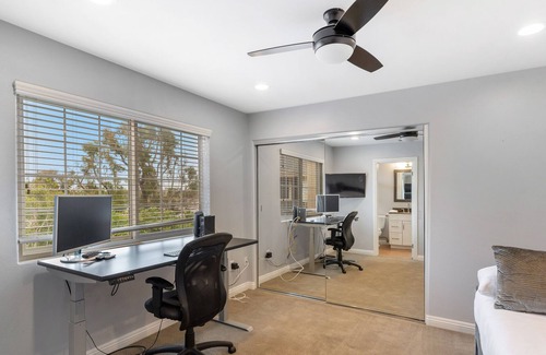 Westside Costa Mesa House | Radiant home near the ocean with hot tub, private yard, deck, patio, & fireplace