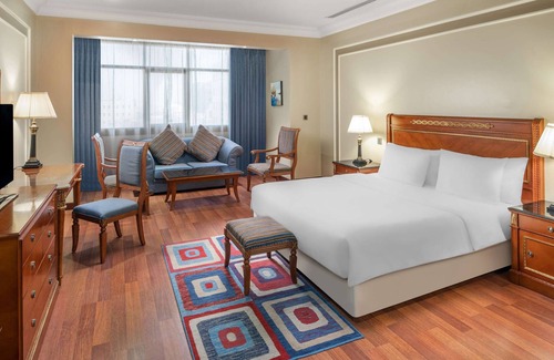 Al Ulaya Hotel | Radisson Blu Hotel Dhahran