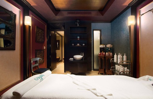 Dubai Media City Hotel | Radisson Blu Hotel, Dubai Media City