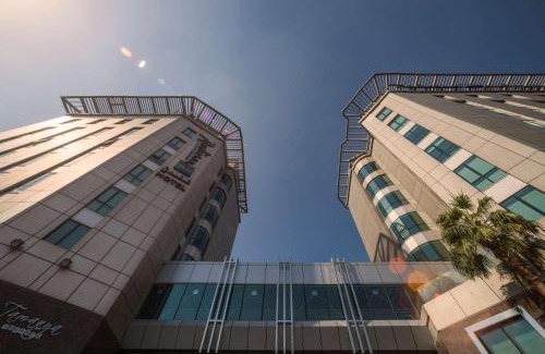 Dubai Media City Hotel | Radisson Blu Hotel, Dubai Media City