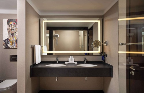 Chisinau Hotel | Radisson Blu Leogrand Hotel