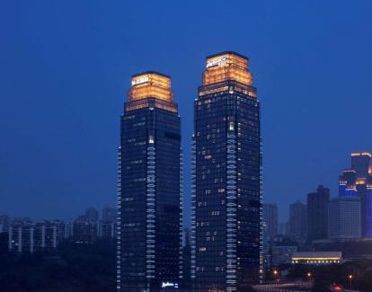 Nan An Hotel | Radisson Blu Plaza Chongqing - Free one cup of smoky the gelnlivet during stay