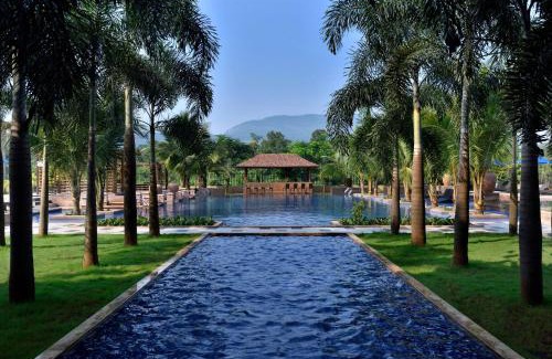 Sangavi Resort | Radisson Blu Plaza Resort & Convention Centre Karjat