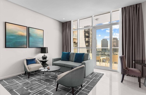 Dubai Hotel | Radisson Dubai Damac Hills