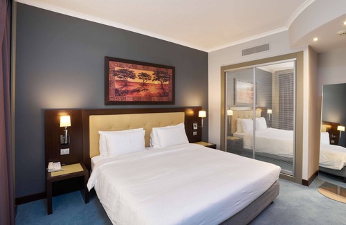 Nur-Sultan Hotel | Radisson Hotel, Astana