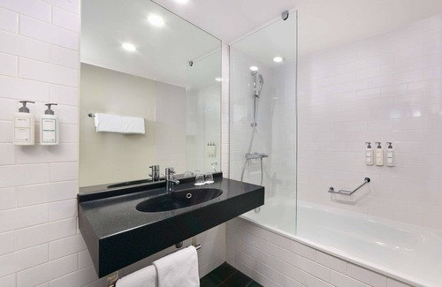 Brussels Hotel | Radisson Hotel Brussels Centre Midi