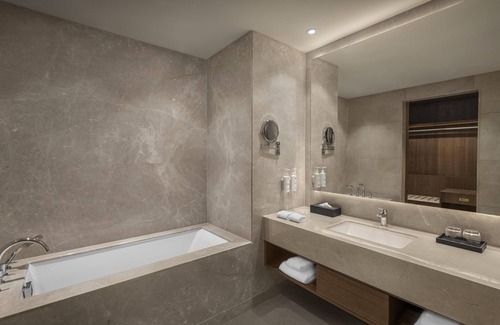 New Delhi Hotel | Radisson Hotel Delhi MG Road