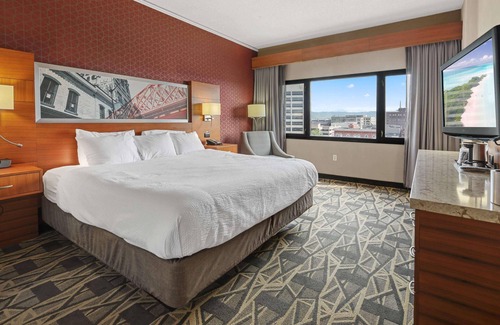 Historic Downtown La Crosse Hotel | Radisson Hotel La Crosse