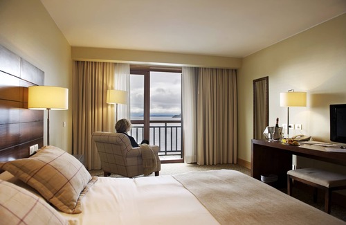 Puerto Varas Hotel | Radisson Hotel Puerto Varas