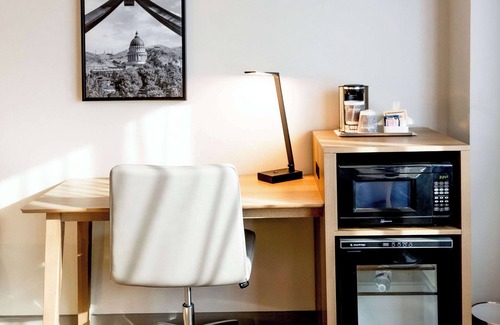 Rio Grande Hotel | Radisson Hotel Salt Lake City Downtown