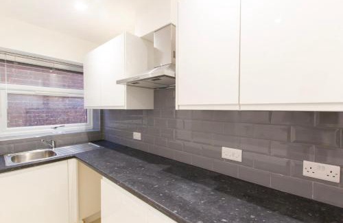 Southampton House | Radstock Road - Room 4a