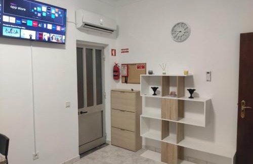 Mexilhoeira Grande Apartment | Radu House