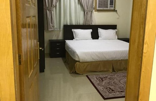 Ha'il Province Apartment | Rafeef Al Shamal رفيف الشمال شقق مخدومه - الحائط