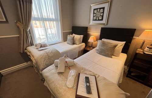 Blackpool Town Center Hotel | Raffles Hotel