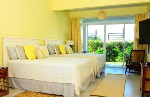 Whitehouse Bed & Breakfast | Rafjam West