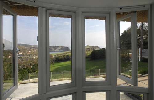 Lulworth House | Rafters at Lulworth Cove - close to the sea- sleeps 20