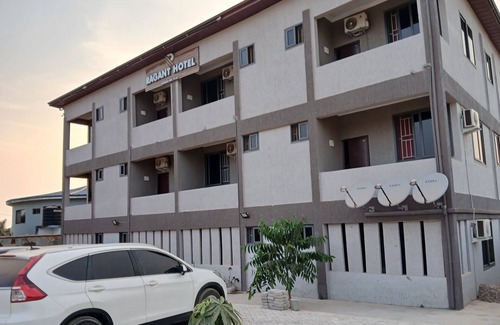 Cape Coast Bed & Breakfast | RAGANT HOTEL