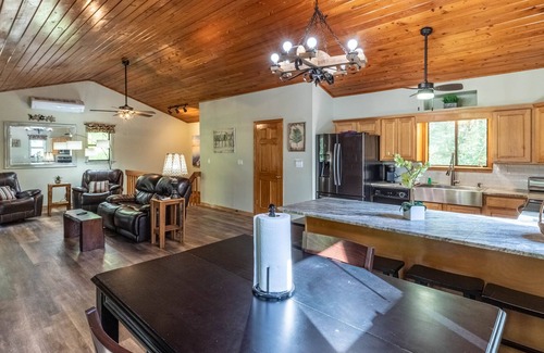 Sylva House | Raging Creek Retreat - Mountain Views, Hot Tub, and Pets!