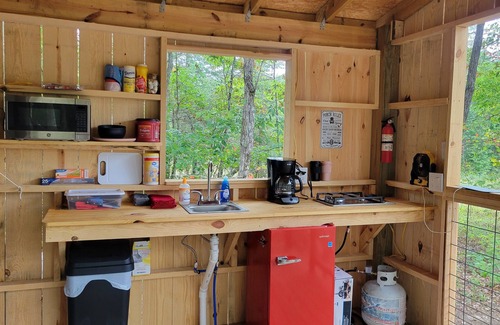 Pikeville Cabin | Ragnar's Retreat - Charming cabin in wonderful Pikeville with WiFi