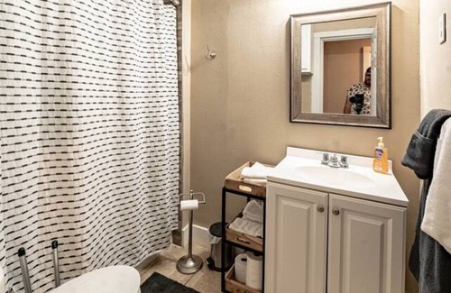 North Overton House | Raider On Main - 2BR/1BA - Pet Friendly