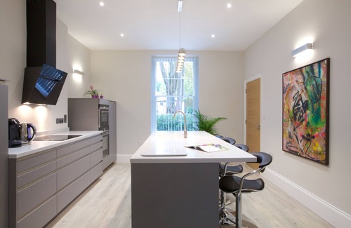 Nailsworth Condo | Railway Apartments