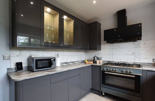 Cosham House | Railway House | Cosham's Family Friendly Home